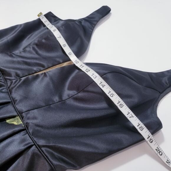 Sherri Hill Floral Fit and Flare Satin Mini Dress Lace Up Back with Pockets - Picture 6 of 16